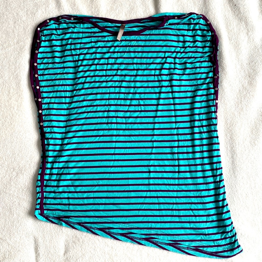 Thyme Maternity and Nursing Shirt XL